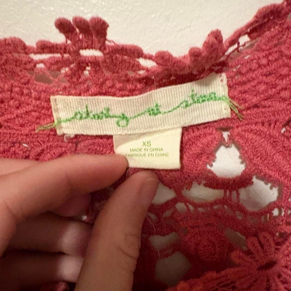 Urban Outfitters salmon color lace crotchet cropped‎ tank xs - Picture 3 of 4